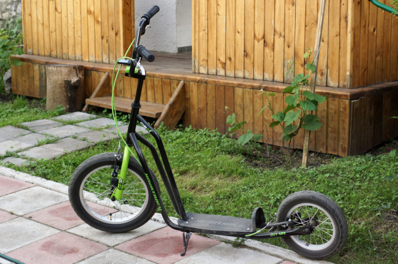 НЕгородской самокат: на чем кататься на даче и за городом