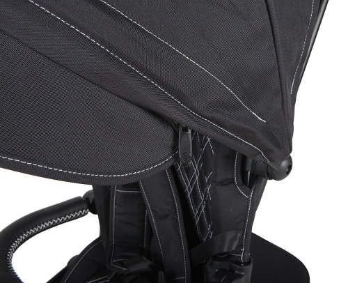 Велосипед трехколесный Bentley с ручкой управления (92-98 см), черный